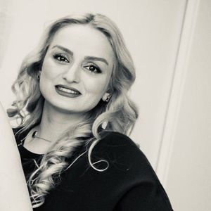 Meet your Posher, Maryam